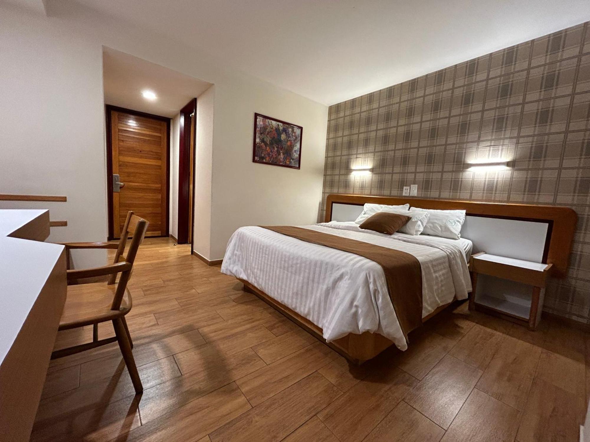 Standard Single Room,1681724314:JPEG
